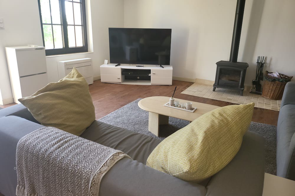 Photo of Livingroom in La Courtete
