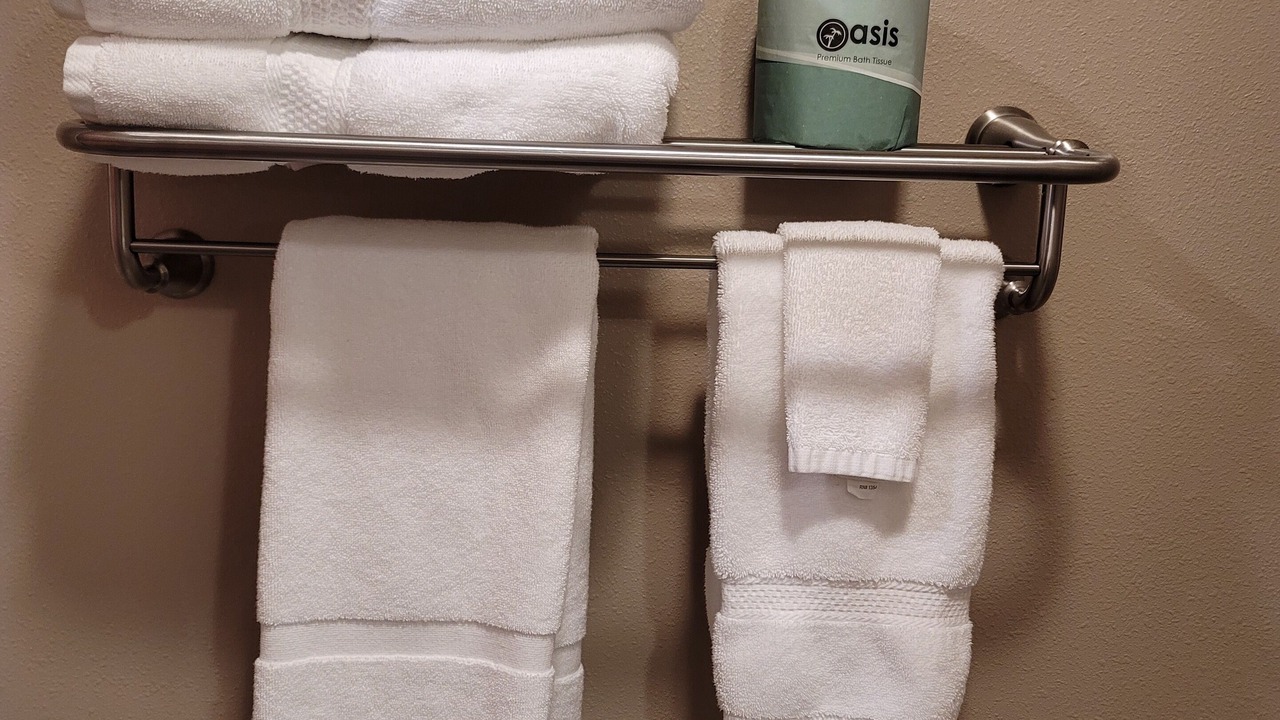 Photo of Bathroom in Elk City