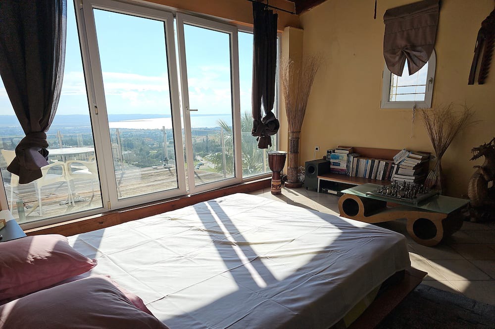 Photo of Bedroom in Panorama