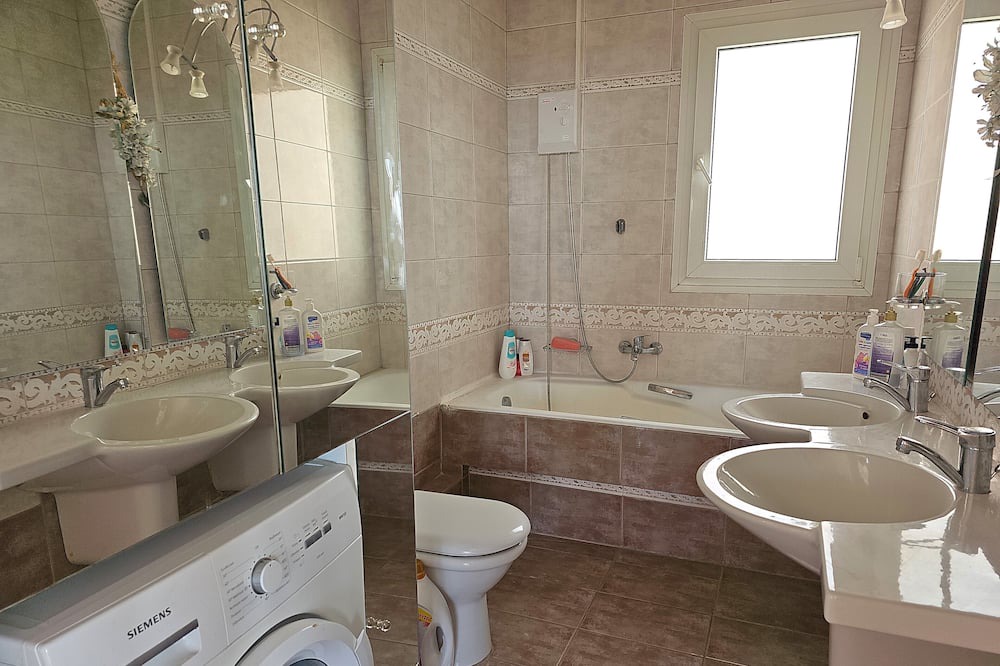 Photo of Bathroom in Panorama