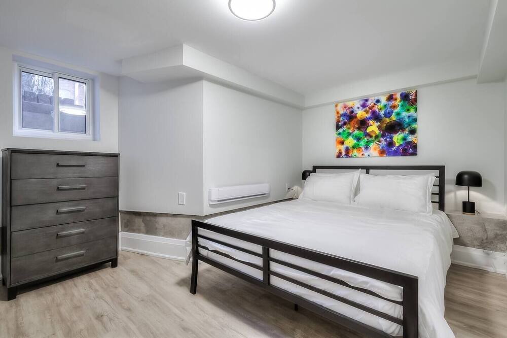 Photo of Bedroom in Cabbagetown South
