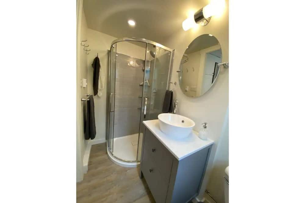 Photo of Bathroom in Central Kootenay