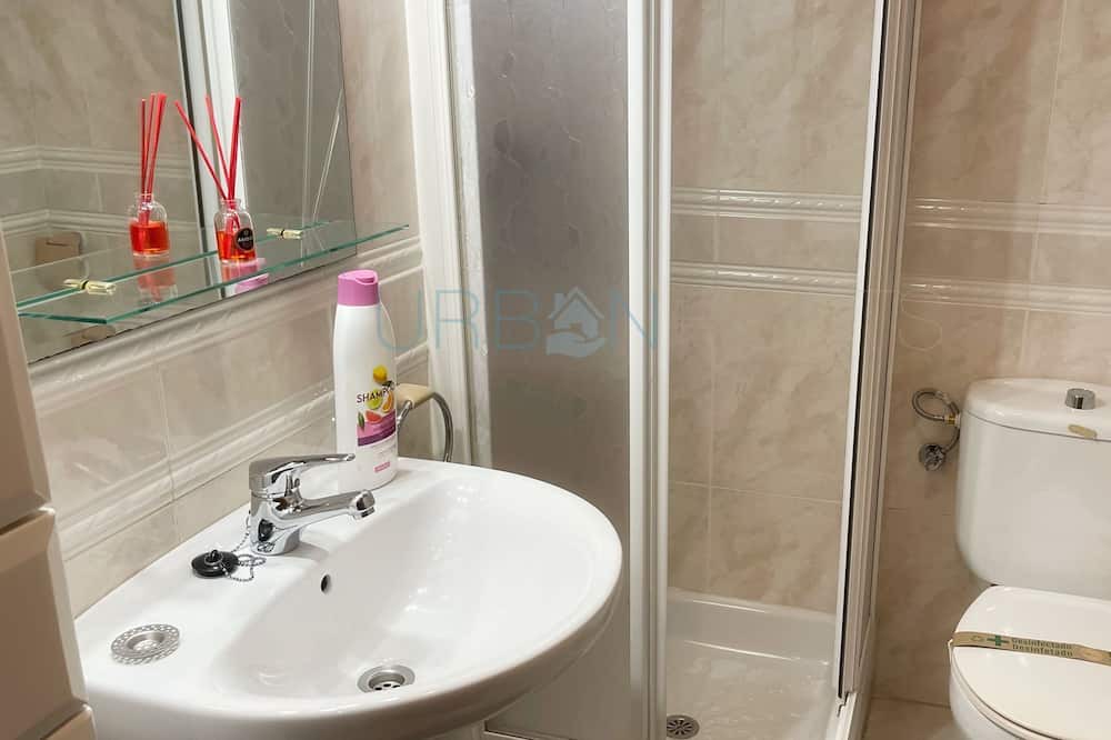 Photo of Bathroom in Moreaga