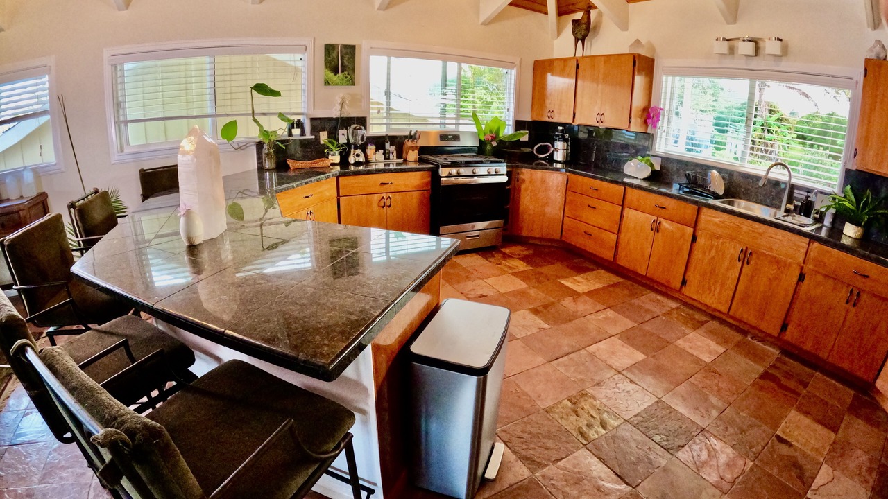 Photo of Kitchen in Hakalau