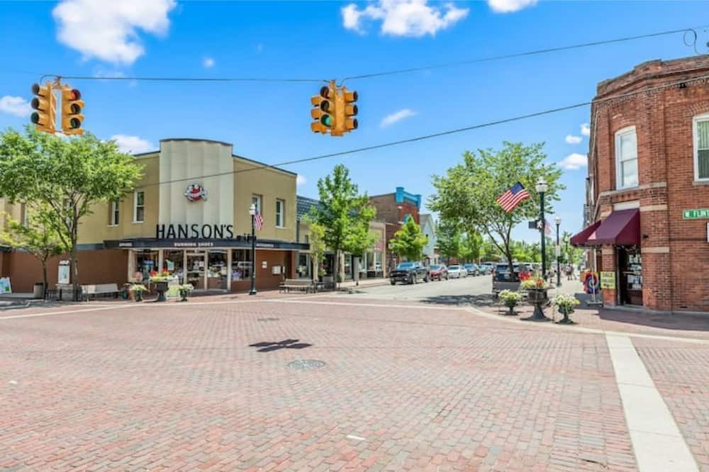 Photo of Outdoor in Lake Orion