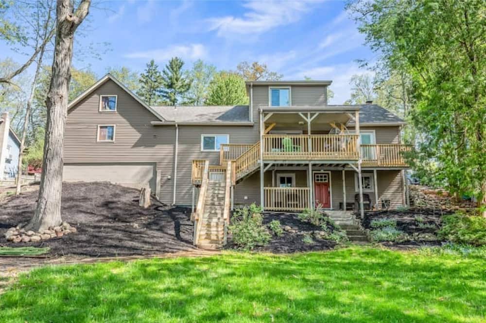 Photo of Outdoor in Lake Orion