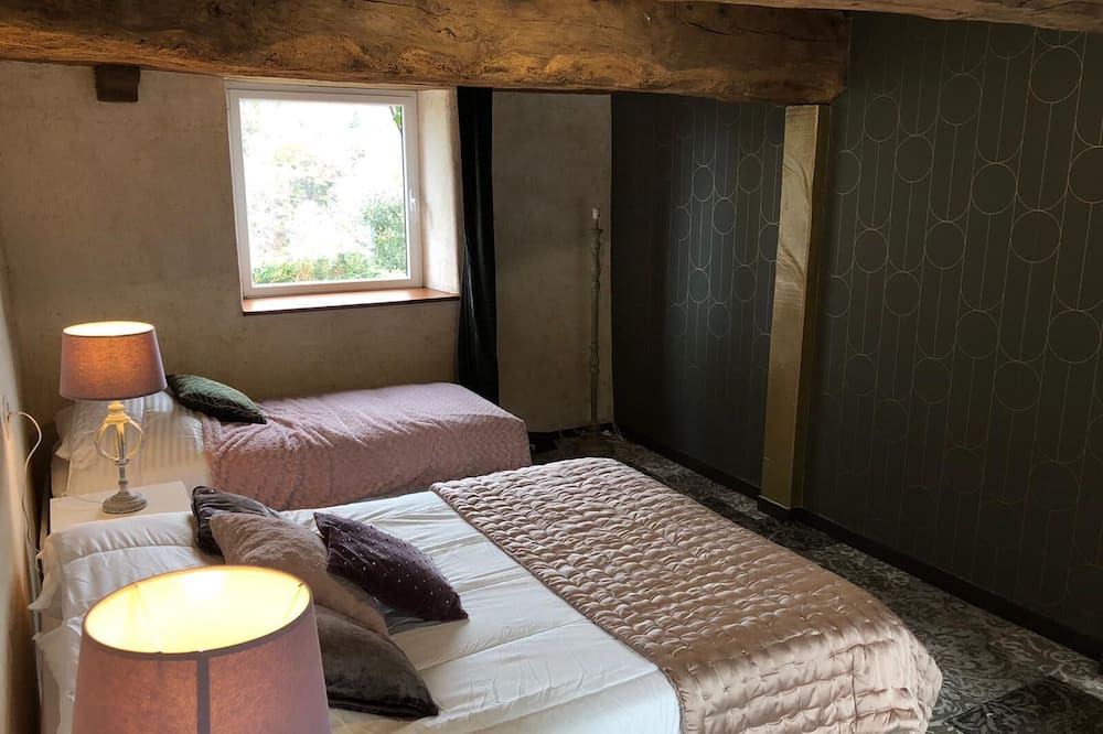 Photo of Bedroom in Hambye