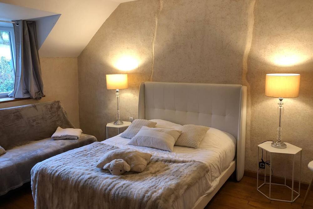 Photo of Bedroom in Hambye
