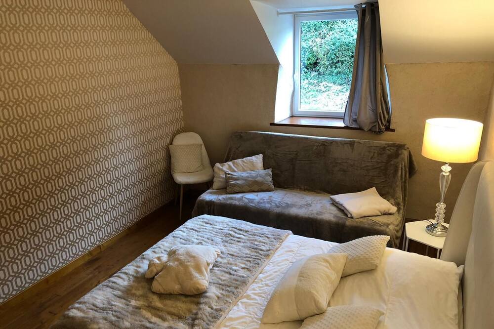 Photo of Bedroom in Hambye