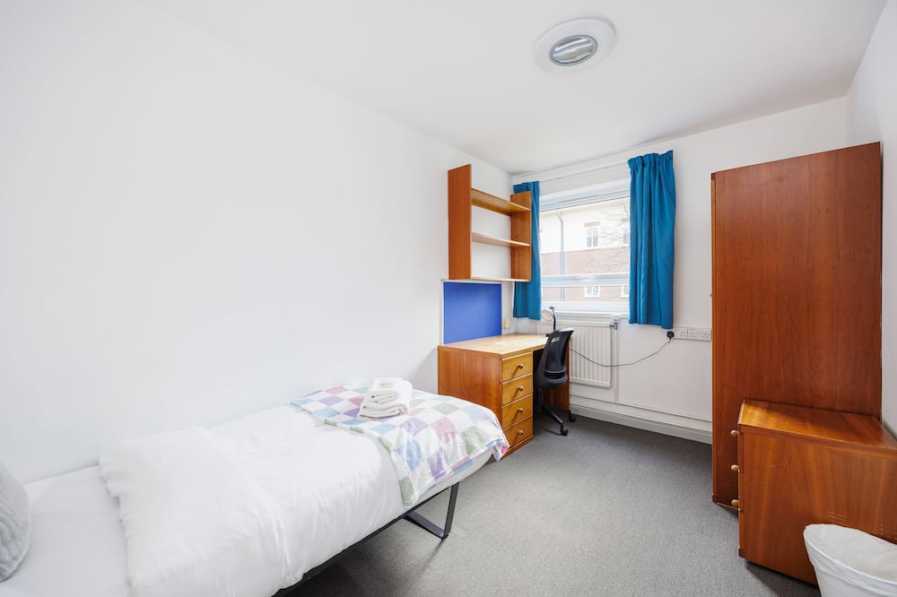 Photo of Bedroom in Bramcote