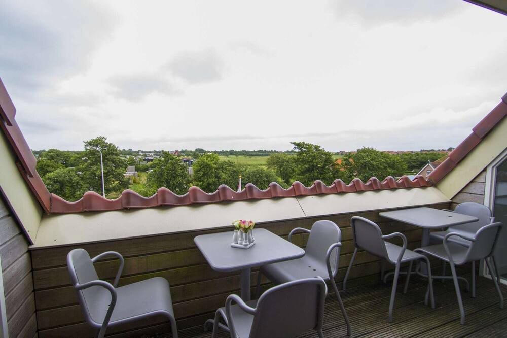 Photo of Patio Balcony in Midsland
