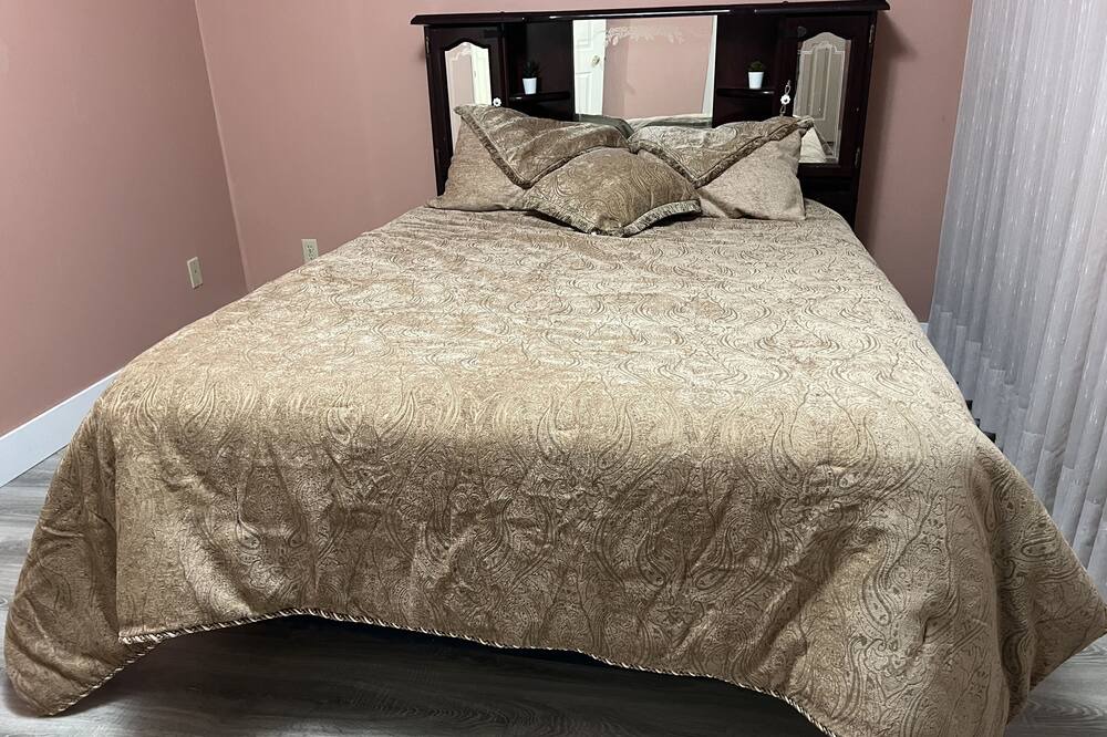 Photo of Bedroom in Chilliwack Proper Village West