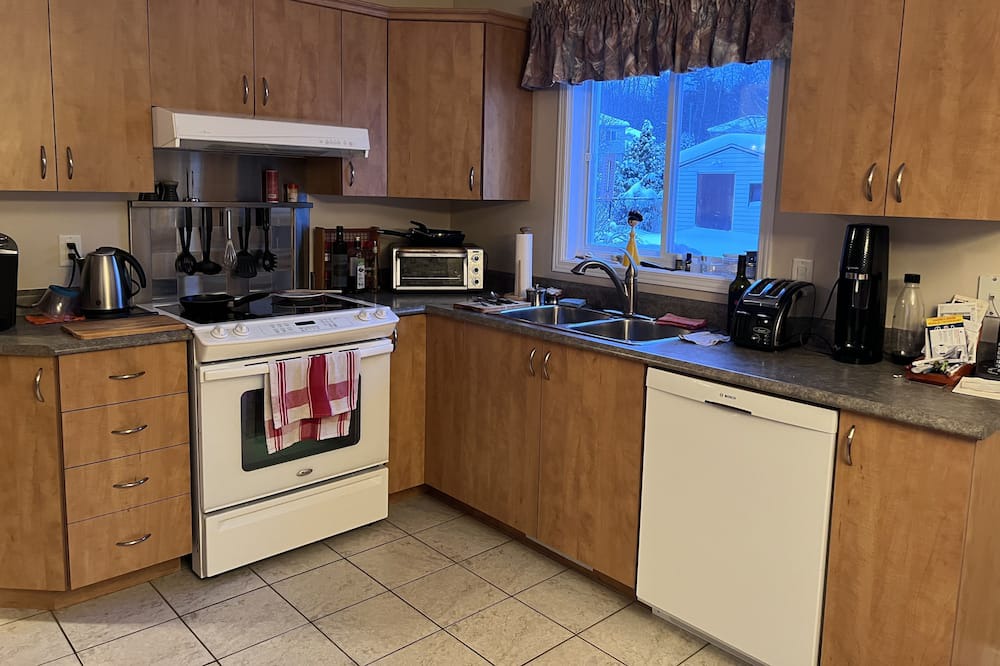 Photo of Kitchen in Hull