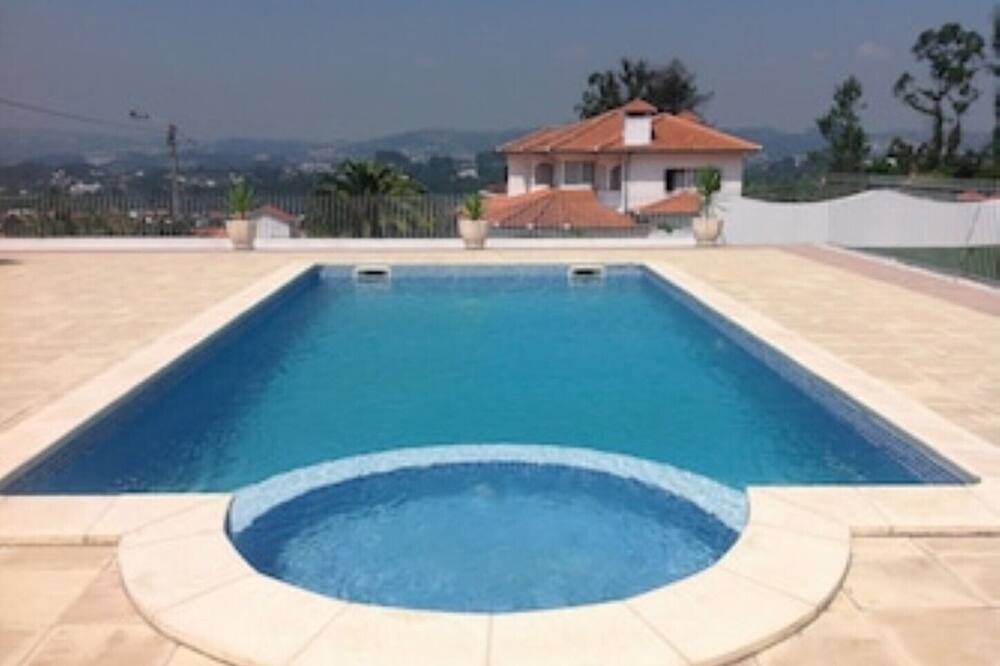 Photo of Outdoor in Mosteiro