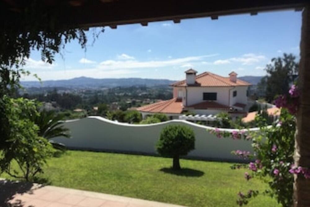 Photo of Outdoor in Mosteiro