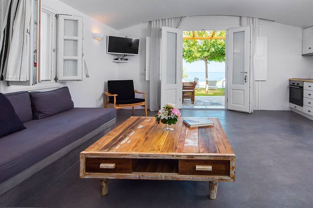 Photo of Livingroom in Kamari