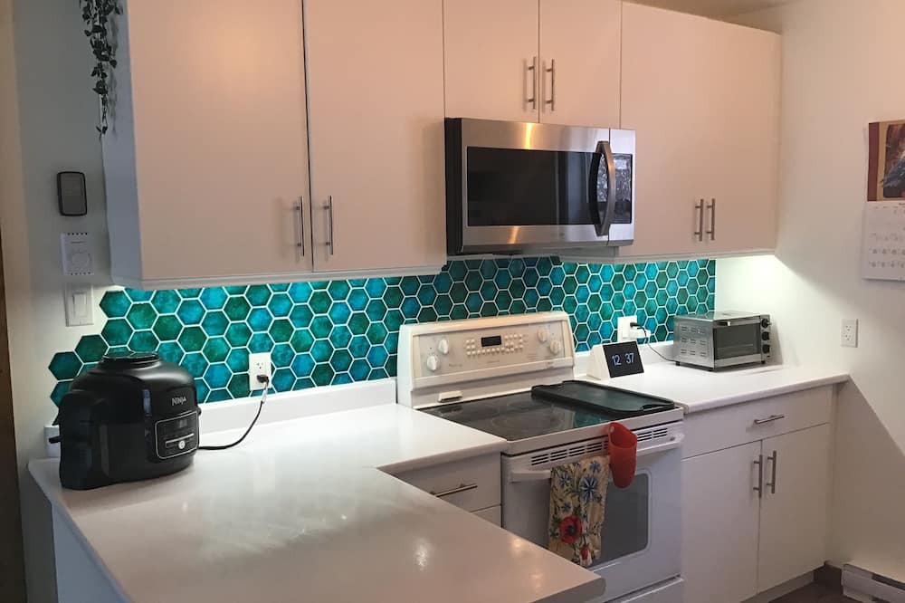 Photo of Kitchen in Central Kootenay