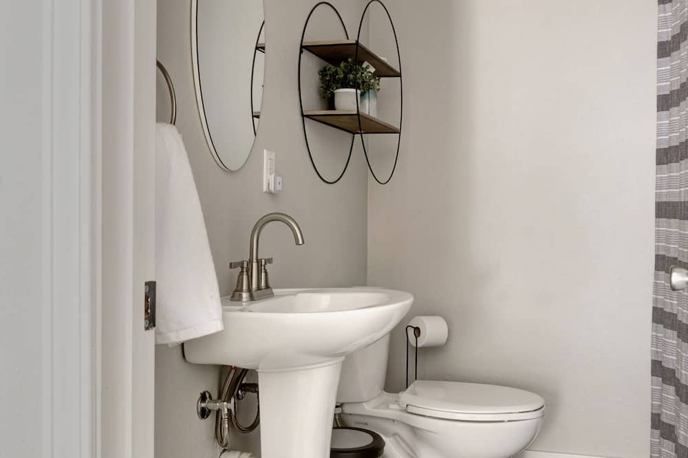 Photo of Bathroom in Ironton