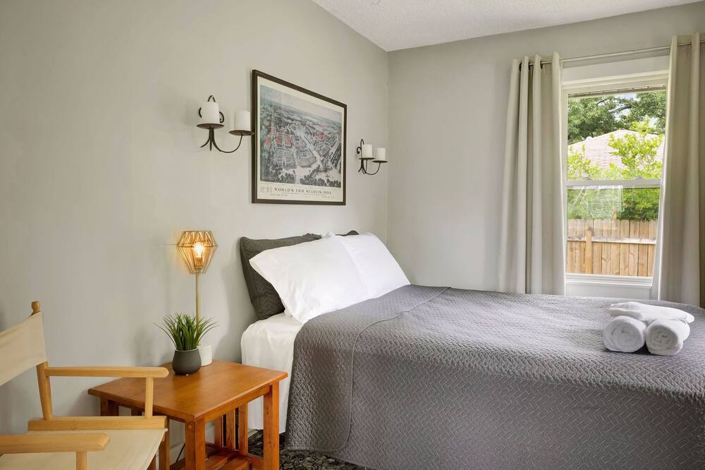 Photo of Bedroom in Ironton