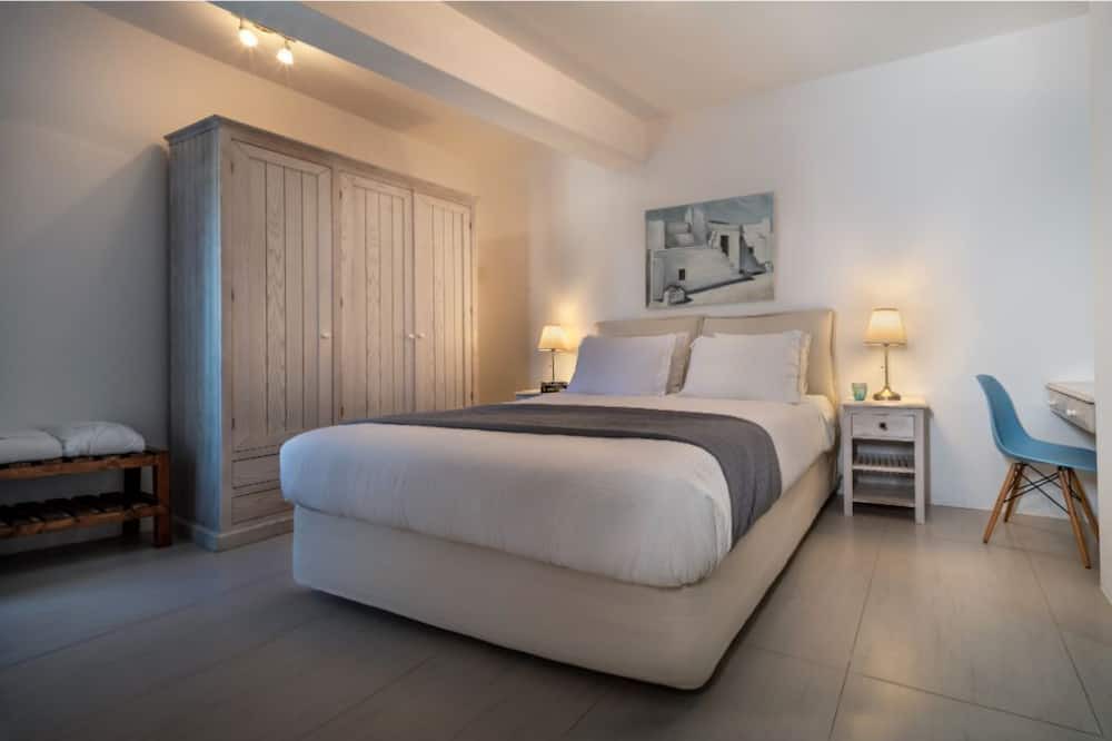 Photo of Bedroom in Kamari