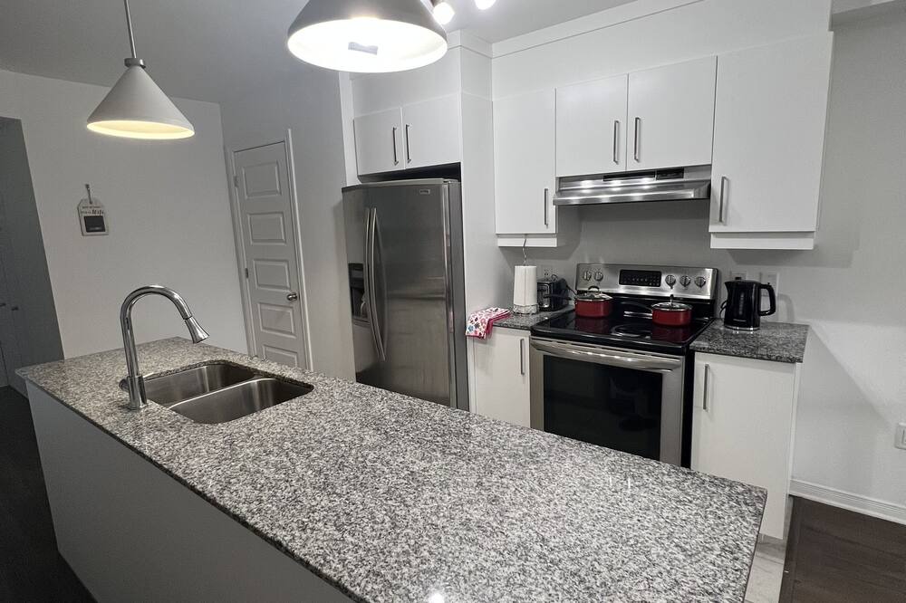 Photo of Kitchen in Aylmer