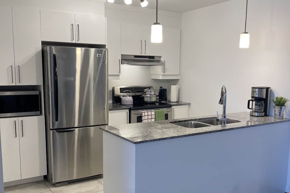 Photo of Kitchen in Aylmer