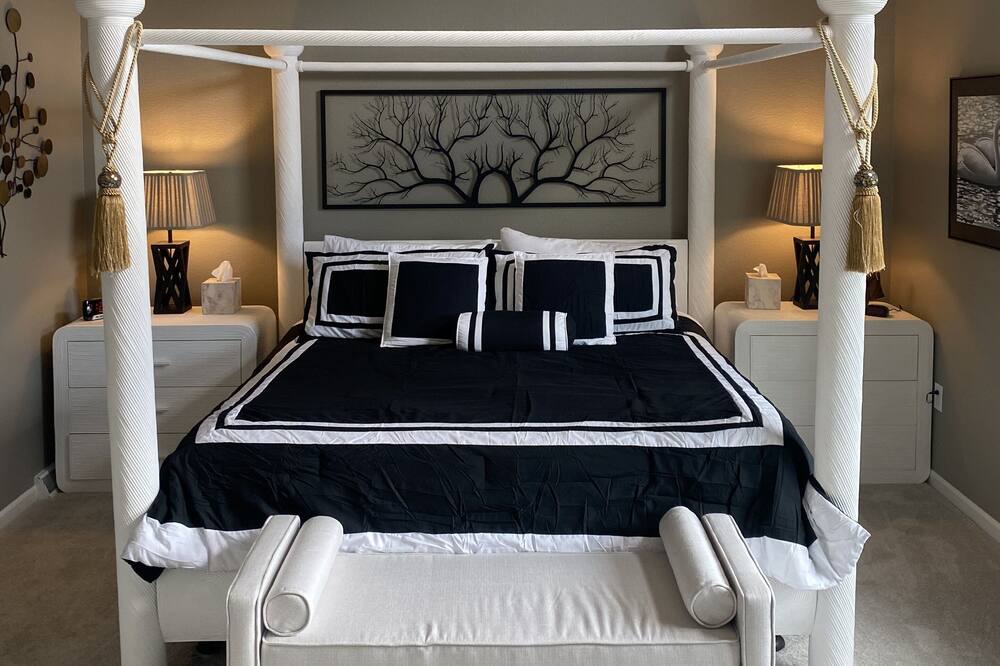 Photo of Bedroom in Pewaukee