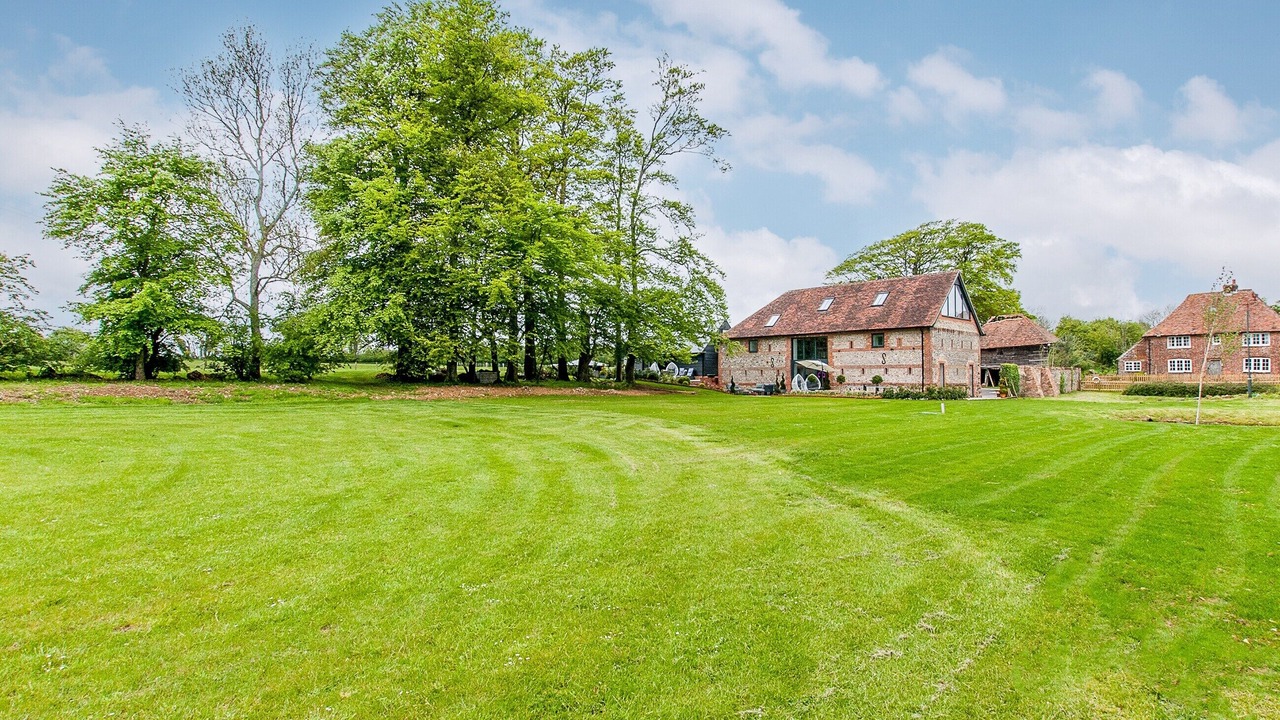 Photo of Outdoor in Etchinghill