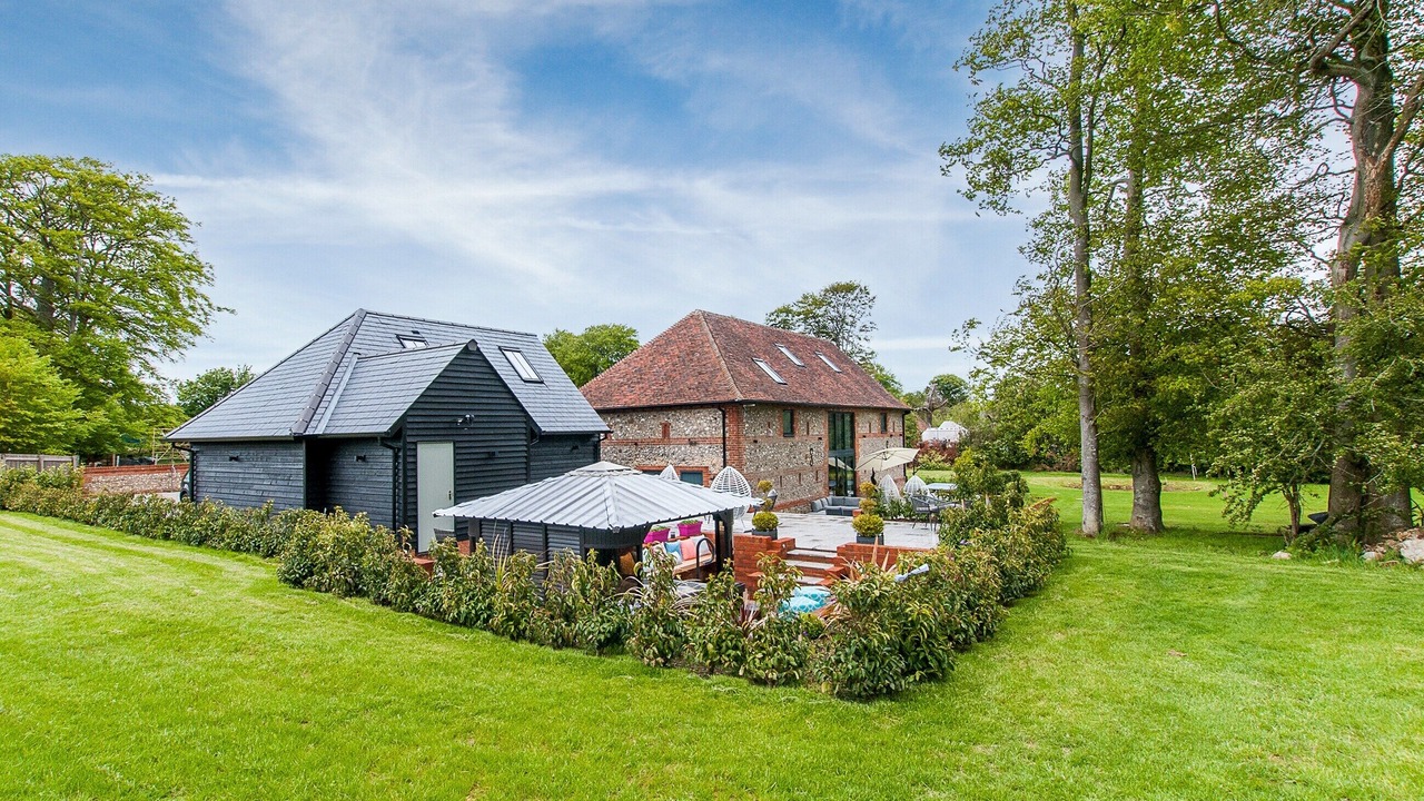 Photo of Outdoor in Etchinghill
