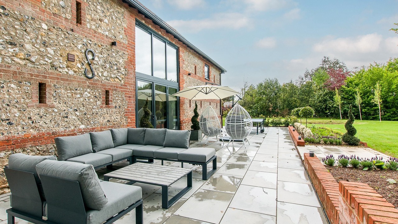 Photo of Outdoor in Etchinghill