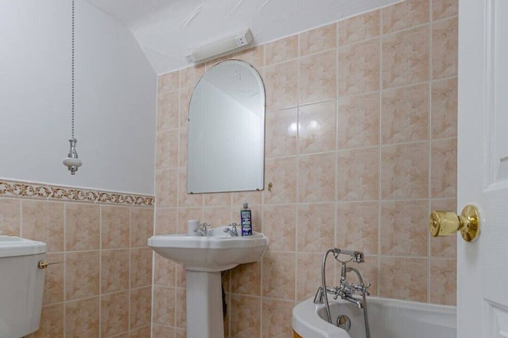 Photo of Bathroom in Froghall