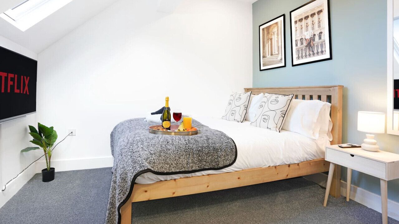 Photo of Bedroom in Buckingham