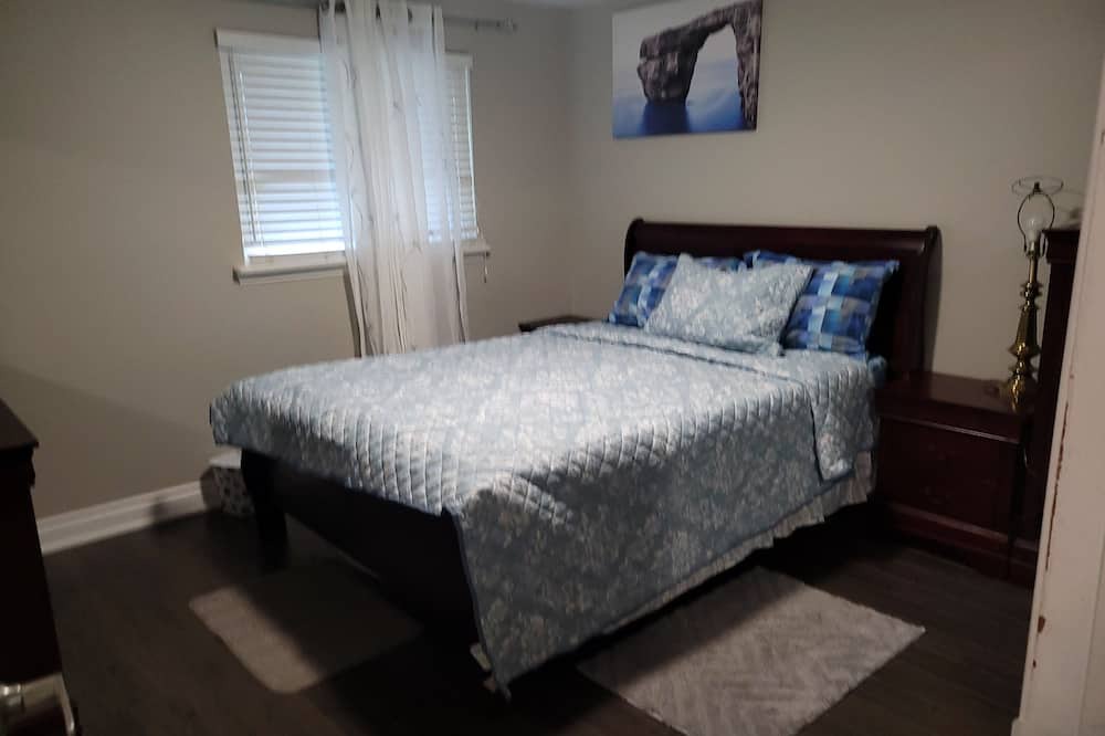 Photo of Bedroom in Durham Region