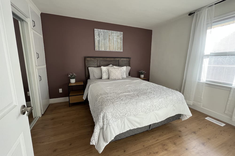 Photo of Bedroom in Byron
