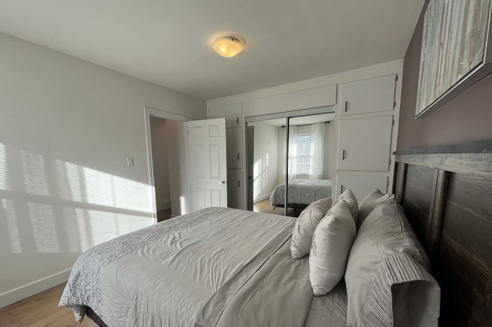 Photo of Bedroom in Byron