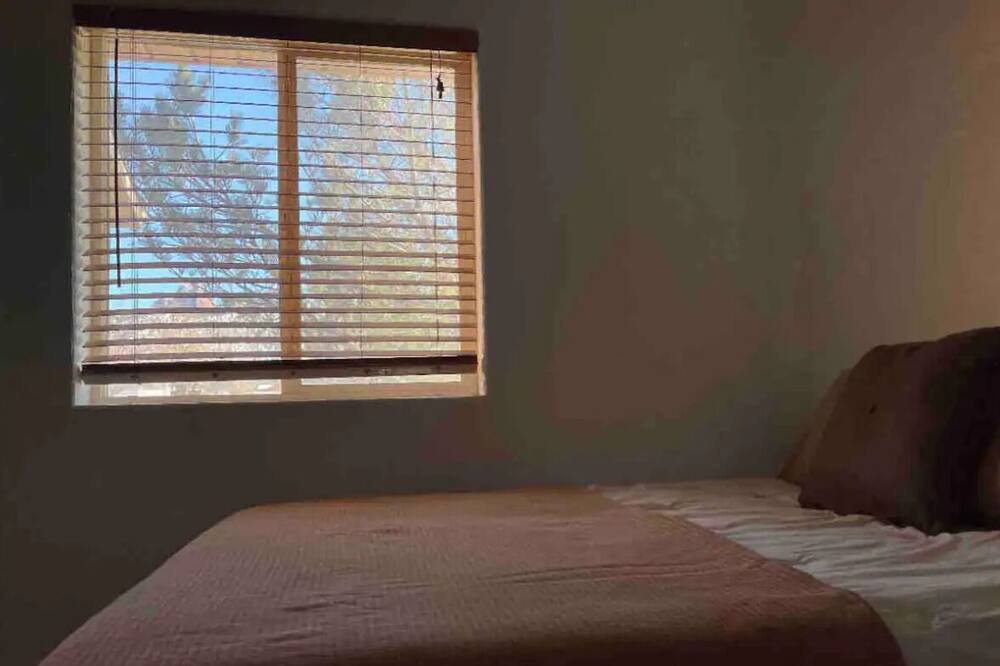 Photo of Bedroom in Toquerville