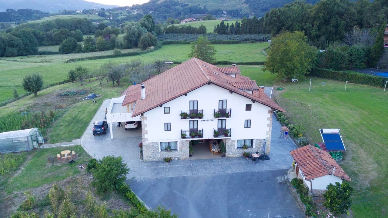Photo of Outdoor in Gautegiz Arteaga