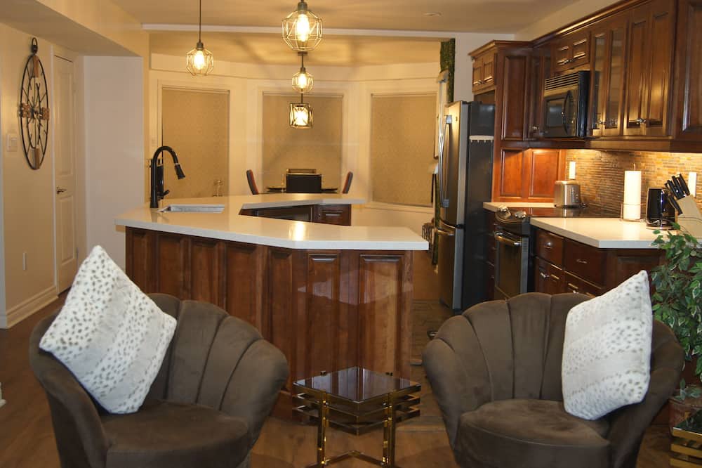 Photo of Kitchen in Wasaga Beach