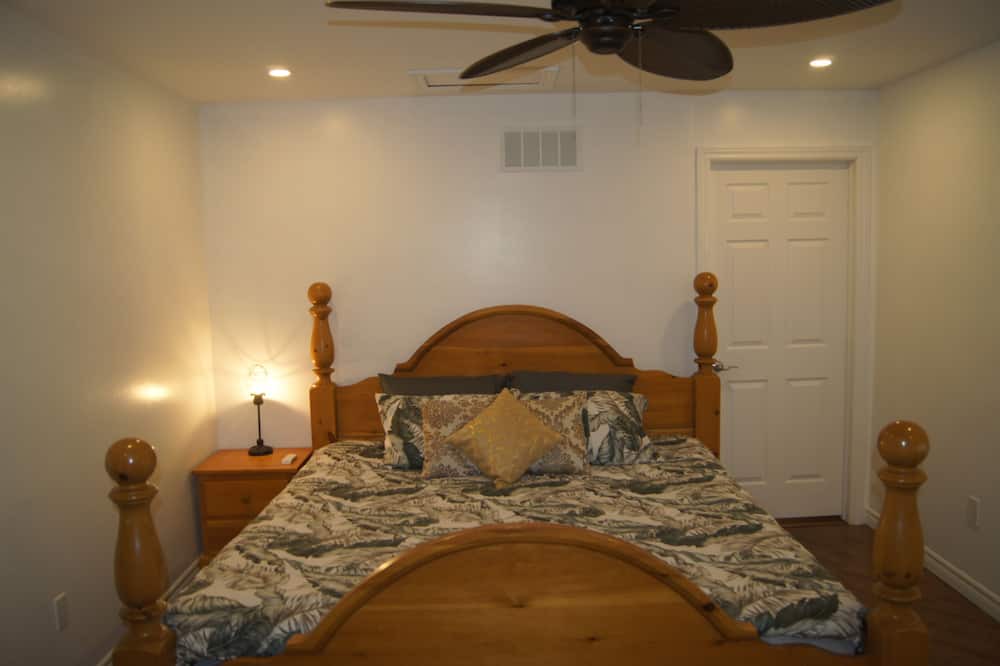 Photo of Bedroom in Wasaga Beach