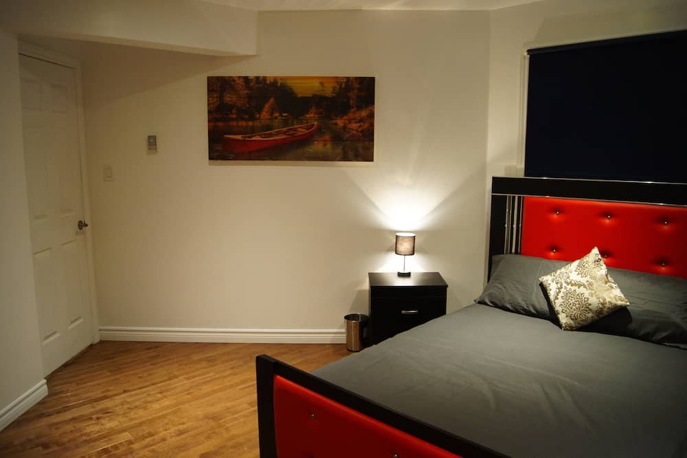 Photo of Bedroom in Wasaga Beach