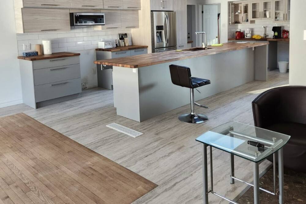 Photo of Kitchen in Aylmer