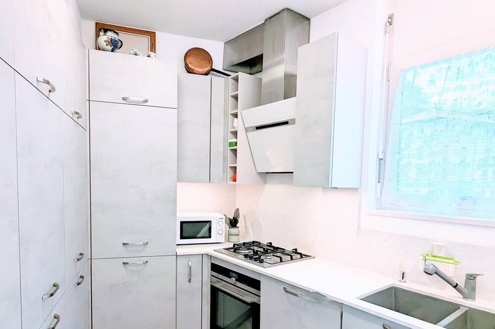 Photo of Kitchen in Paradiso