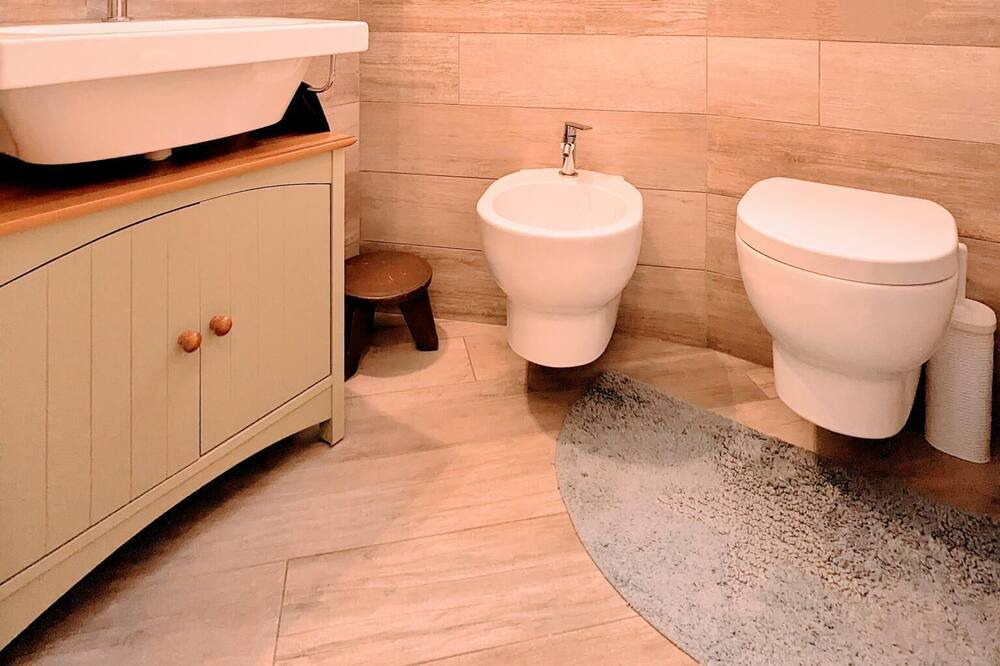 Photo of Bathroom in Paradiso