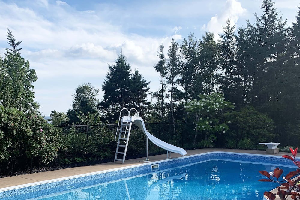 Photo of Outdoor in Boutiliers Point
