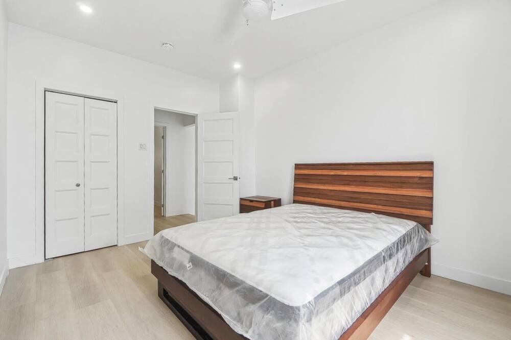 Photo of Bedroom in Ville-Marie