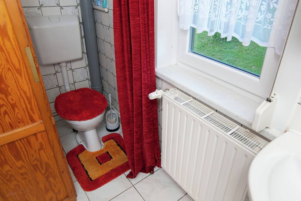 Photo of Bathroom in Altenfeld