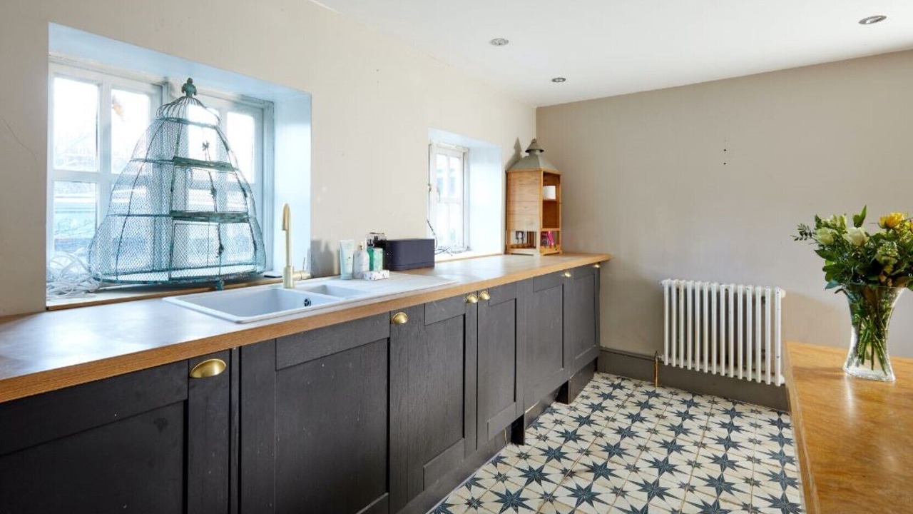 Photo of Kitchen in Lechlade