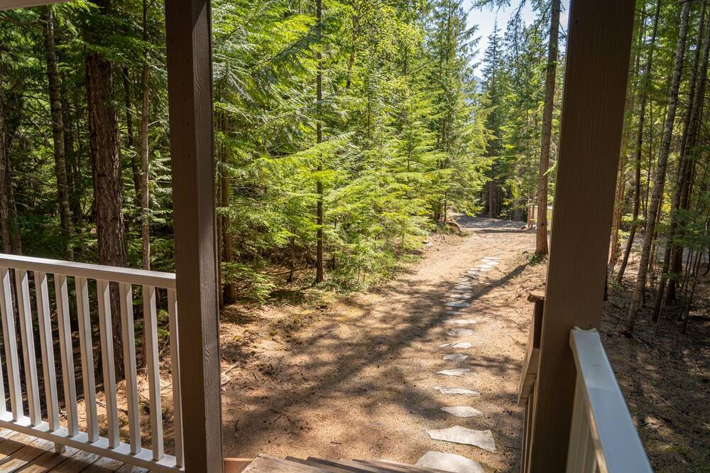 Photo of Outdoor in Meadow Creek