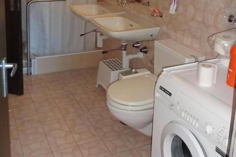 Photo of Bathroom in Weggis