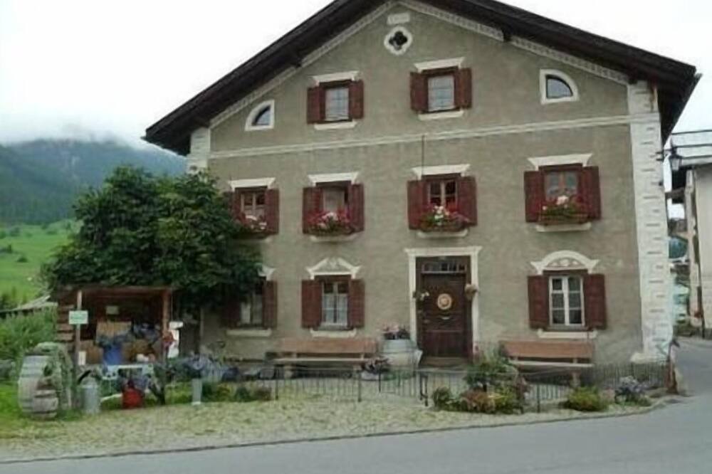 Photo of Outdoor in Berguen
